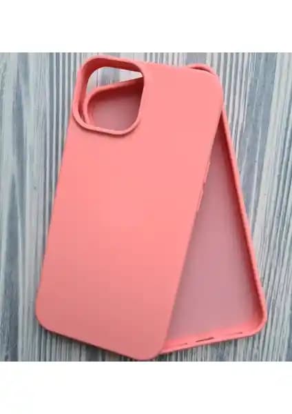 iPhone 14 ve iPhone 15 Pro İçin Silikon Kılıf Karşılaştırması: Tasarım, Koruma ve Kullanıcı Deneyimleri