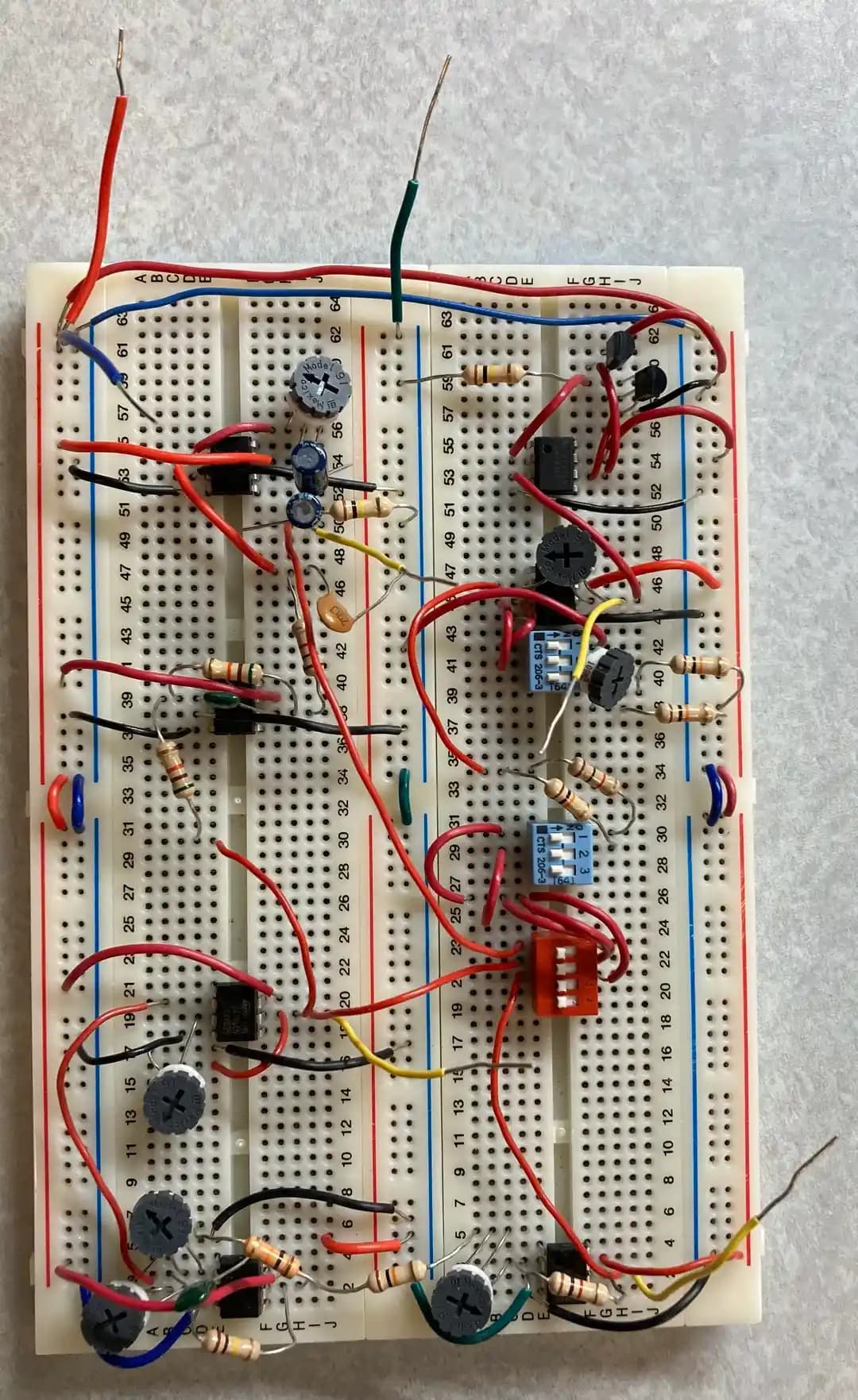 Elektrik Mühendisliği Öğrencileri İçin Analog Fonksiyon Jeneratörü Projesi Tasarımı ve Uygulaması