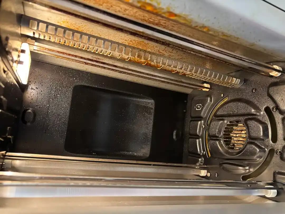 Fırın Tipi Hava Fritözlerin İç Temizliği İçin Etkili ve Güvenli Yöntemler