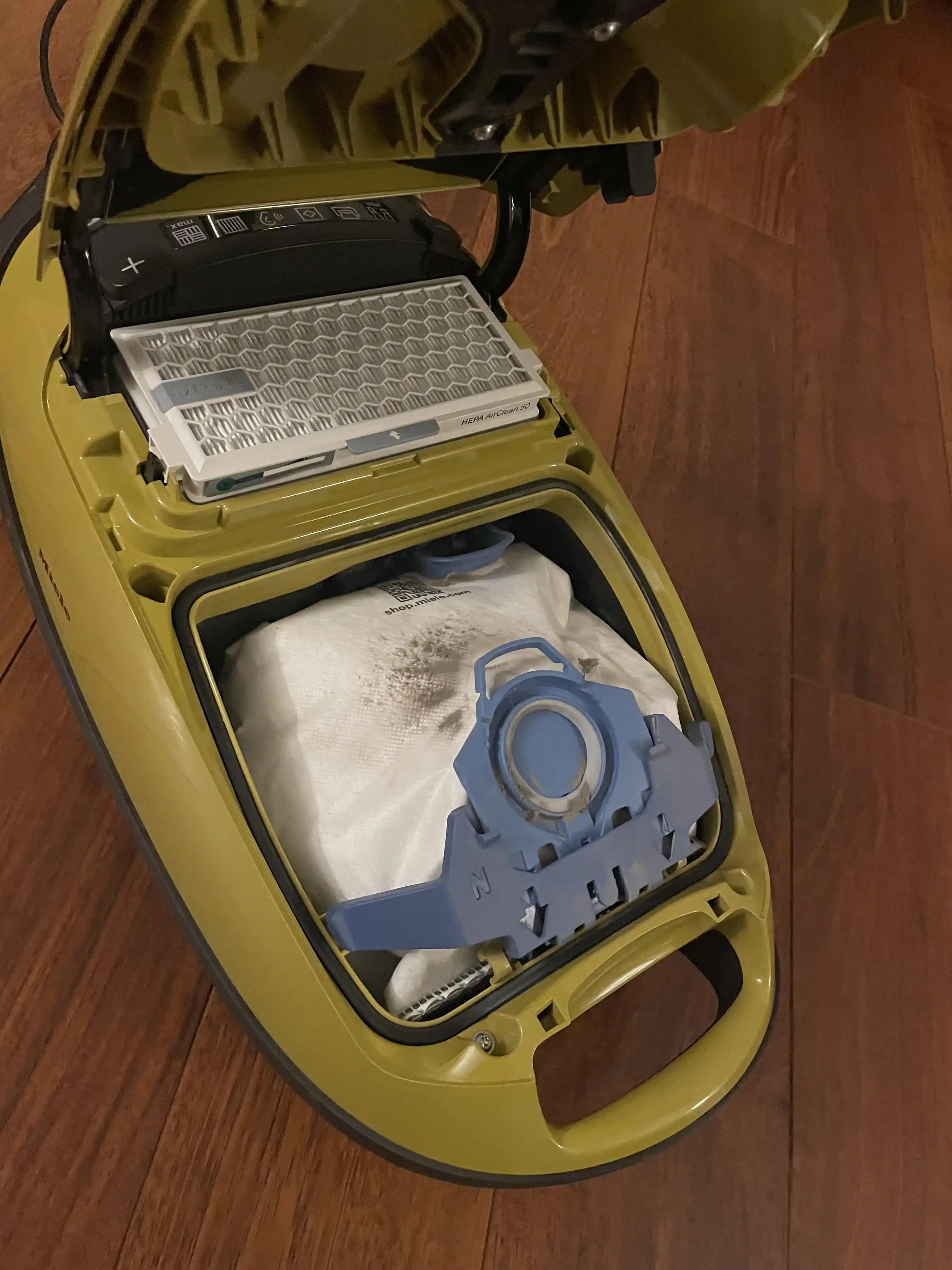 Miele C3 Calima Elektrikli Süpürgede Toz Torbası Sorunları ve Kullanıcı Çözümleri