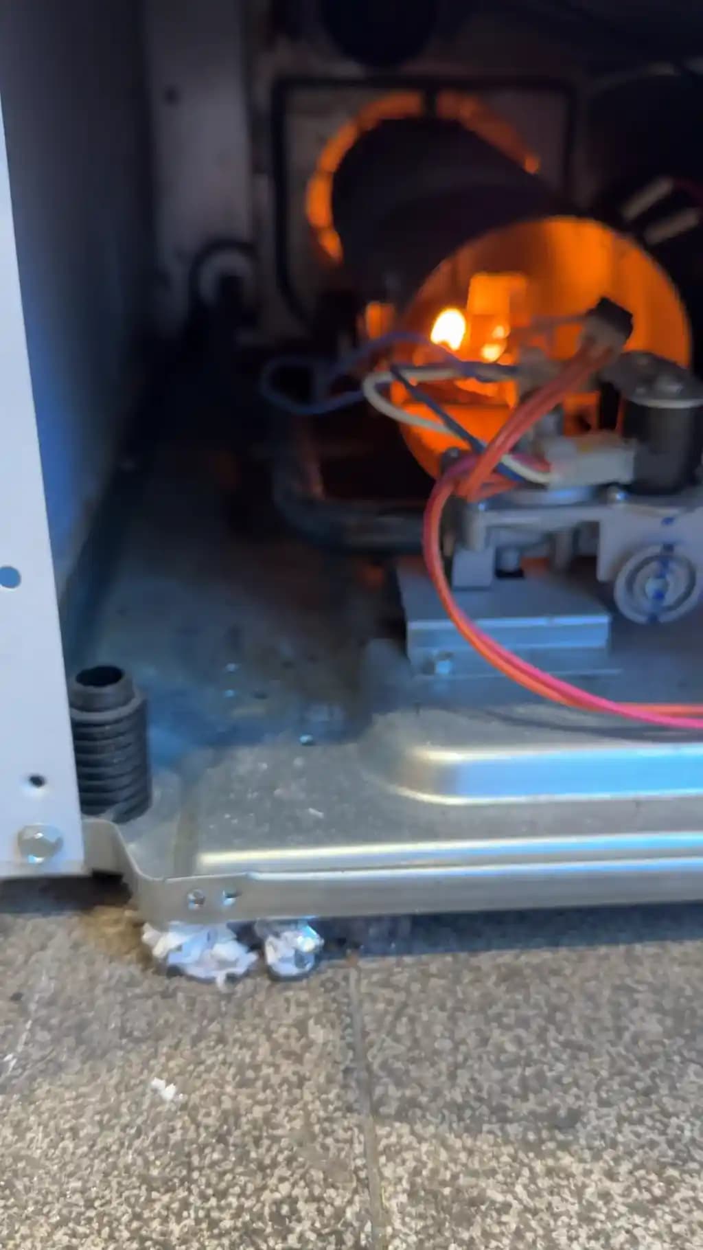 Speed Queen ADG3SRGS117TW01 Gazlı Kurutucuda Kuruma Süresinin Uzaması ve Teknik Çözümler