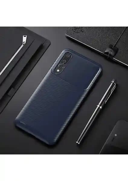 Huawei P20 Pro için şık ve dayanıklı silikon karbon fiber desenli kılıf