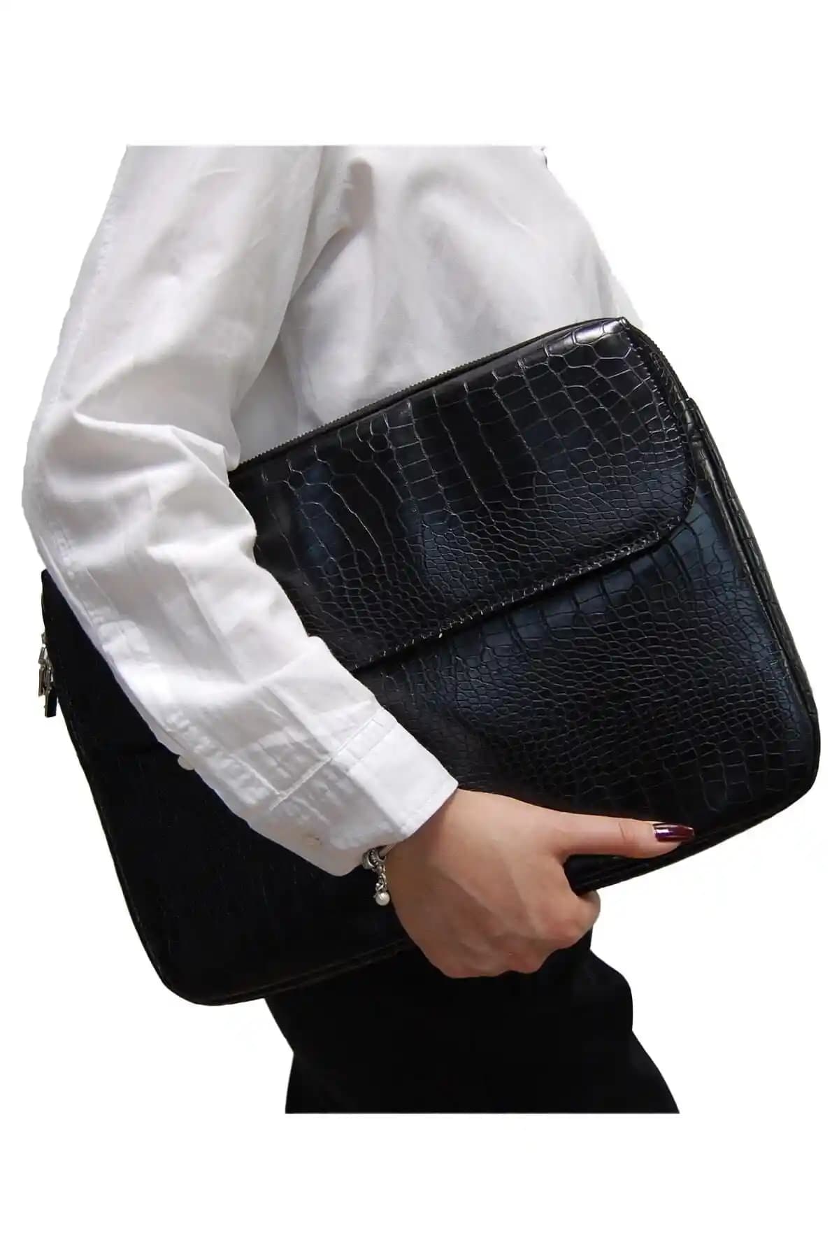 D'VERS Kroko Siyah Unisex MacBook Kılıfı 13-15.6 İnç Uyumlu Şık ve Koruyucu Tasarım