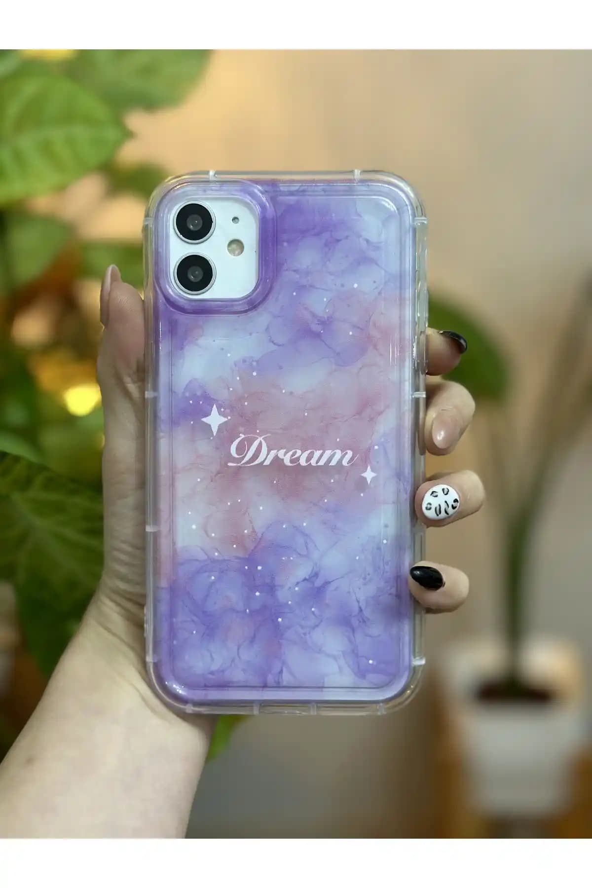 Go Aksesuar iPhone 11 Pembe Dream Kılıfı: Şıklık ve Koruma Bir Arada