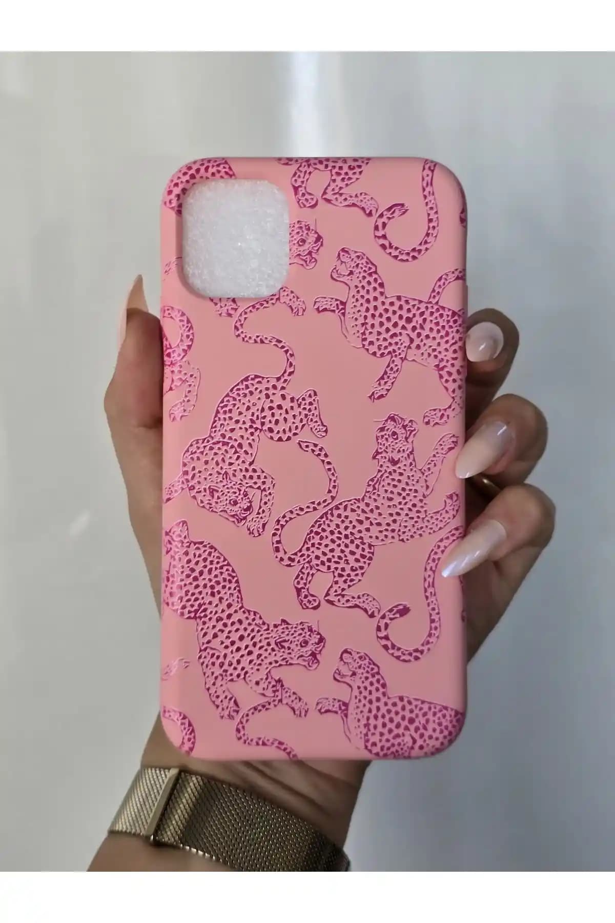 iPhone 11 için Magic Ring ve OVADA Kılıflarının Detaylı Karşılaştırması