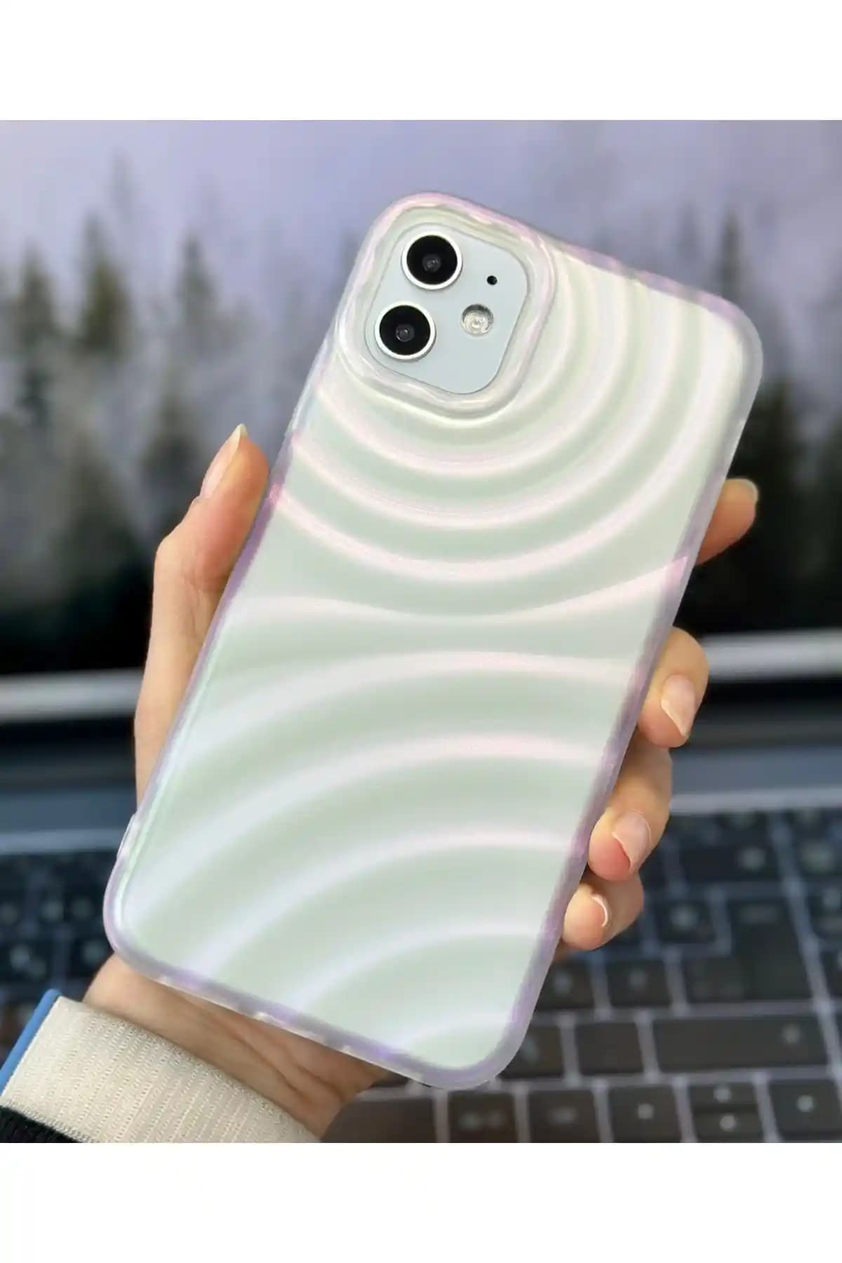 iPhone 11 için Yüksek Koruma ve Estetik Sunan Aurora 3D Kılıf Özellikleri ve Tasarımı