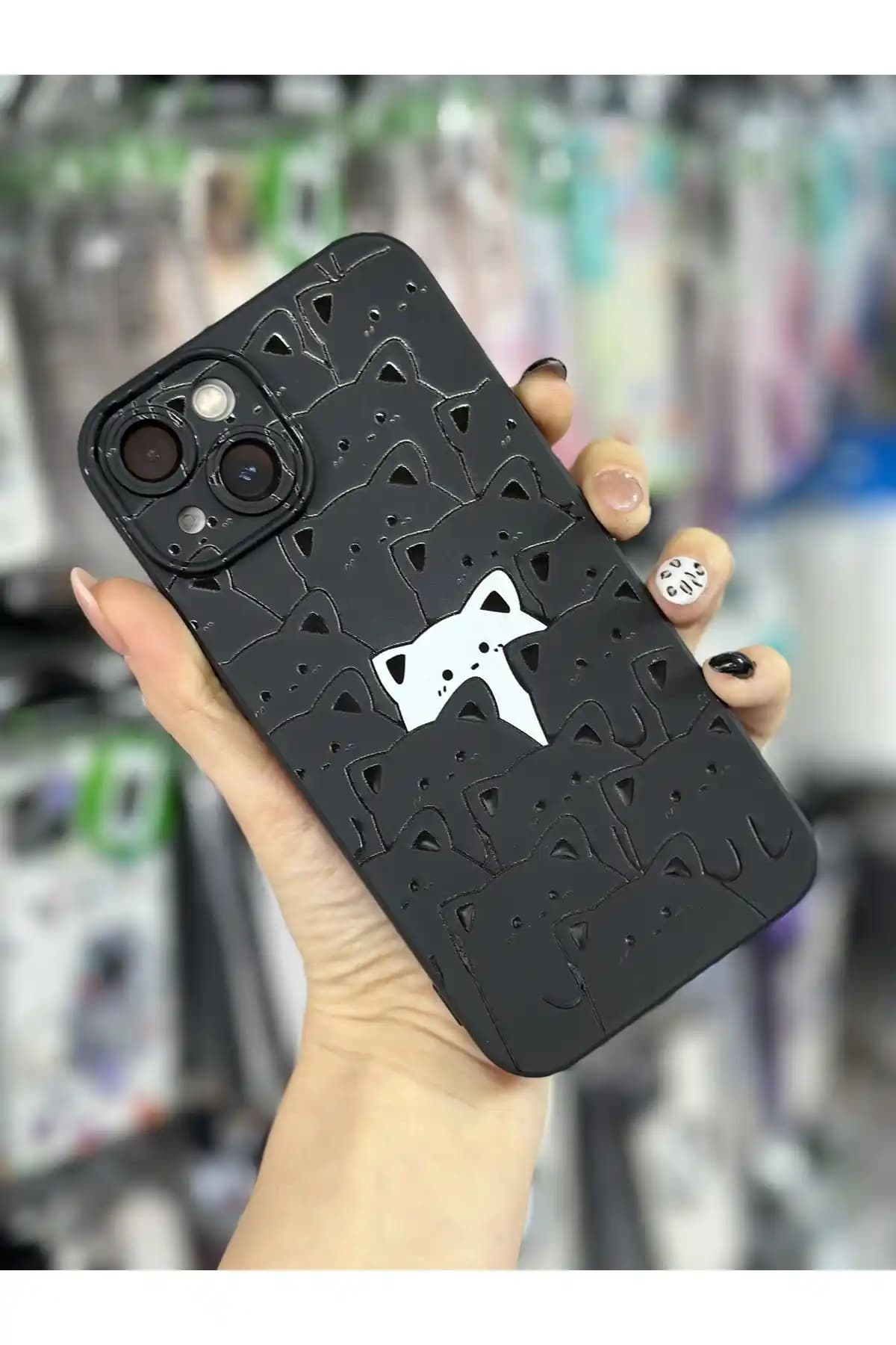 iPhone 13 ve 14 için Kamera Korumalı Kadife Lansman Baskılı Kılıf Ürünü Özellikleri