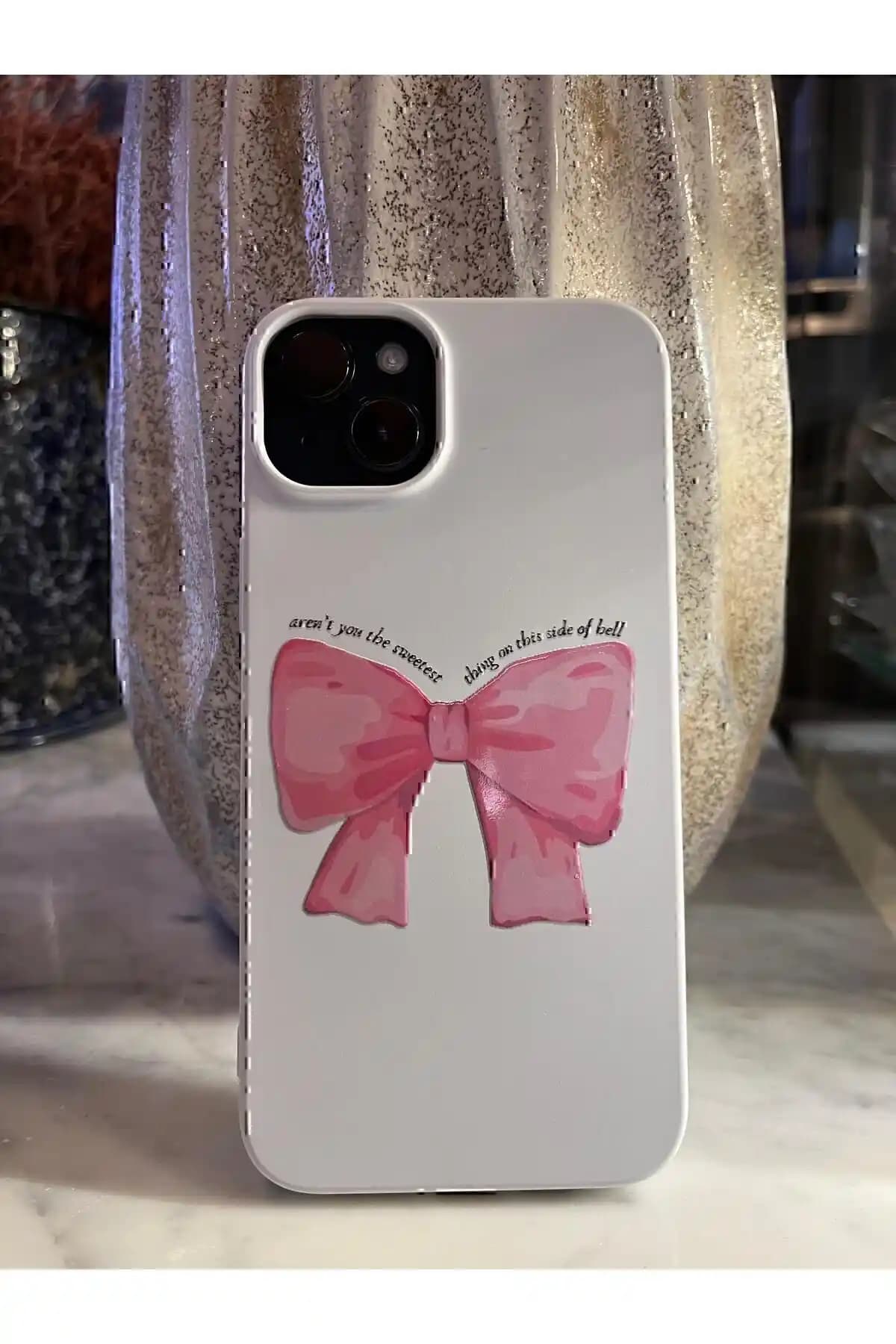 Landscapecase iPhone 11 Kadife Kılıfı Şıklık ve Koruma Sunan Dayanıklı Tasarım