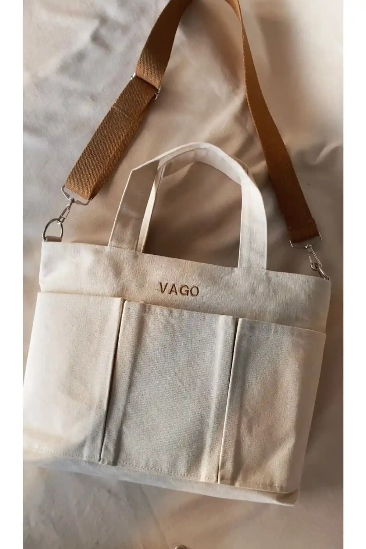 VAGO COLLECTION Organik Kanvas Laptop Çantası Şıklık ve Fonksiyonelliği Bir Arada