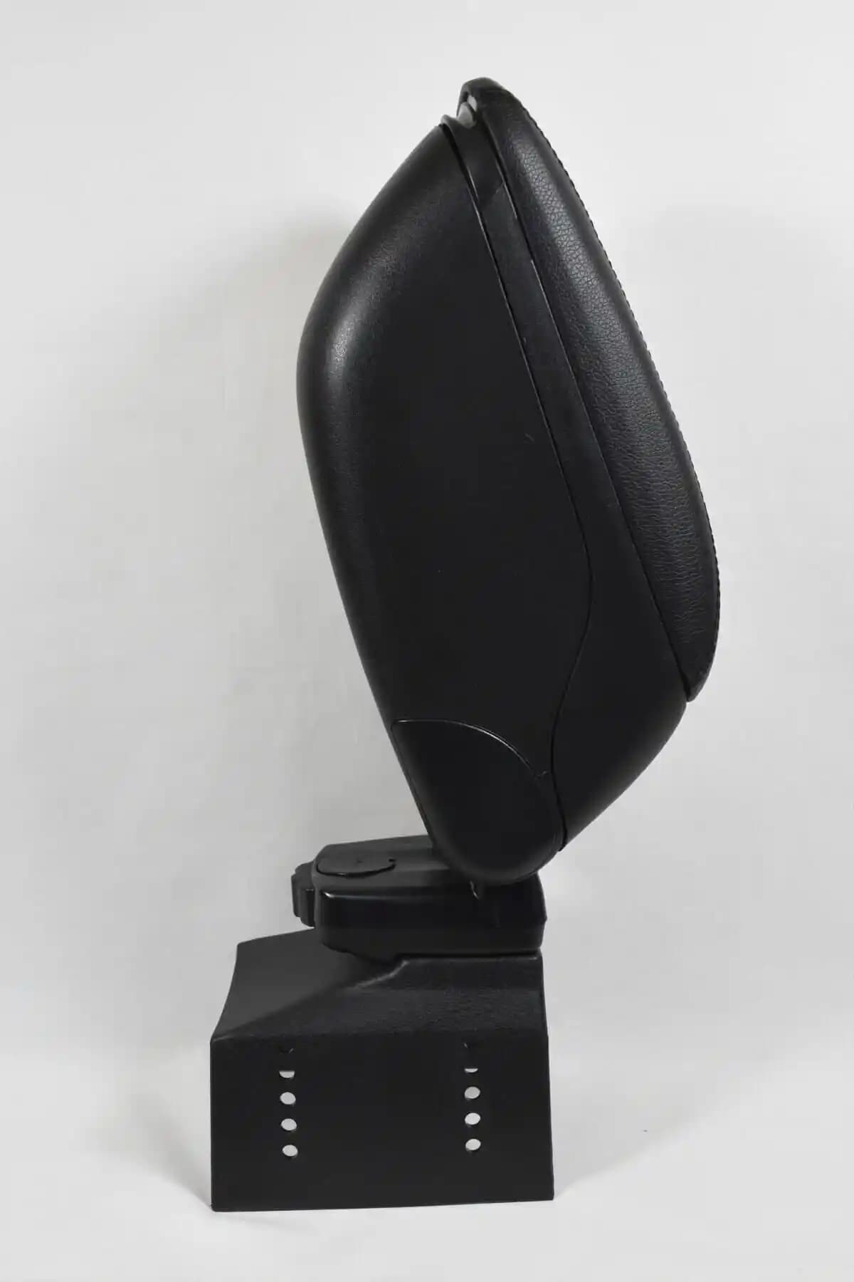 Araba Kolçakları Karşılaştırması: Uyumlu ve Sürgülü Modellerin Özellikleri