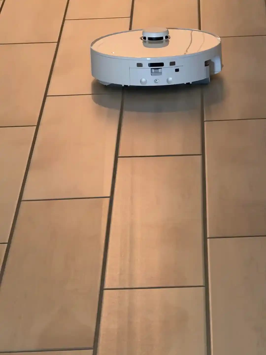 Roborock Curv 2 Flow Robot Süpürge ve Paspas Performansı İncelemesi: Navigasyon ve Temizlik Değerlendirmesi