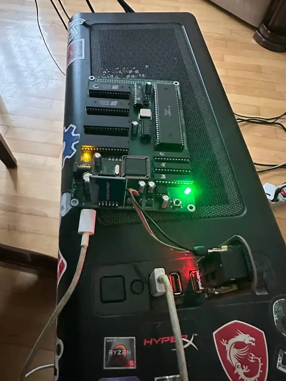 Rosco m68k: Motorola 68010 İşlemcili Açık Kaynaklı Retro Bilgisayar İncelemesi