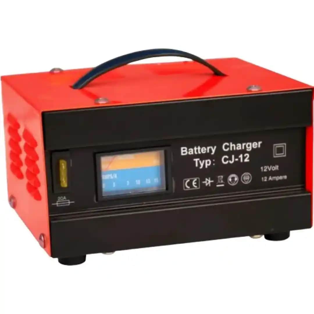 Akü Şarj Makinesi Seçimi ve Kullanımı Hakkında Detaylı Rehber