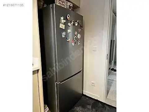 Altta Buzluklu Buzdolapları: Özellikleri ve Kullanım Avantajları