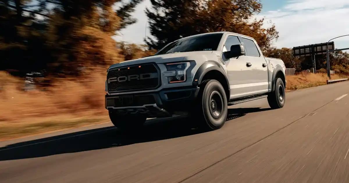 Apple 35W Çift USB-C Güç Adaptörü: Çoklu Cihazlar İçin Hızlı ve Güvenli Şarj Çözümü