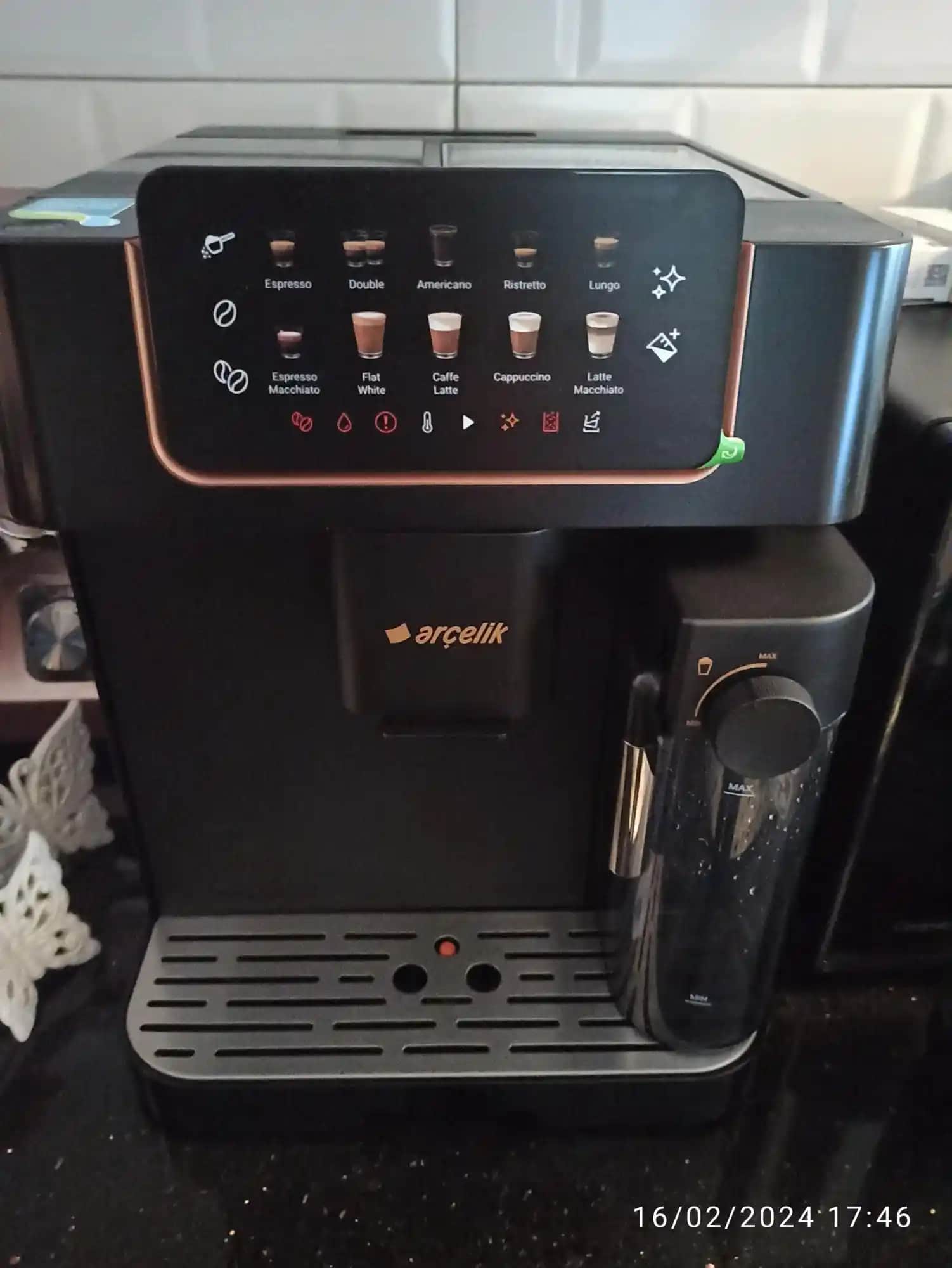 Arçelik Espresso Makineleri ile Evde Profesyonel Kahve Deneyimi Yaratın