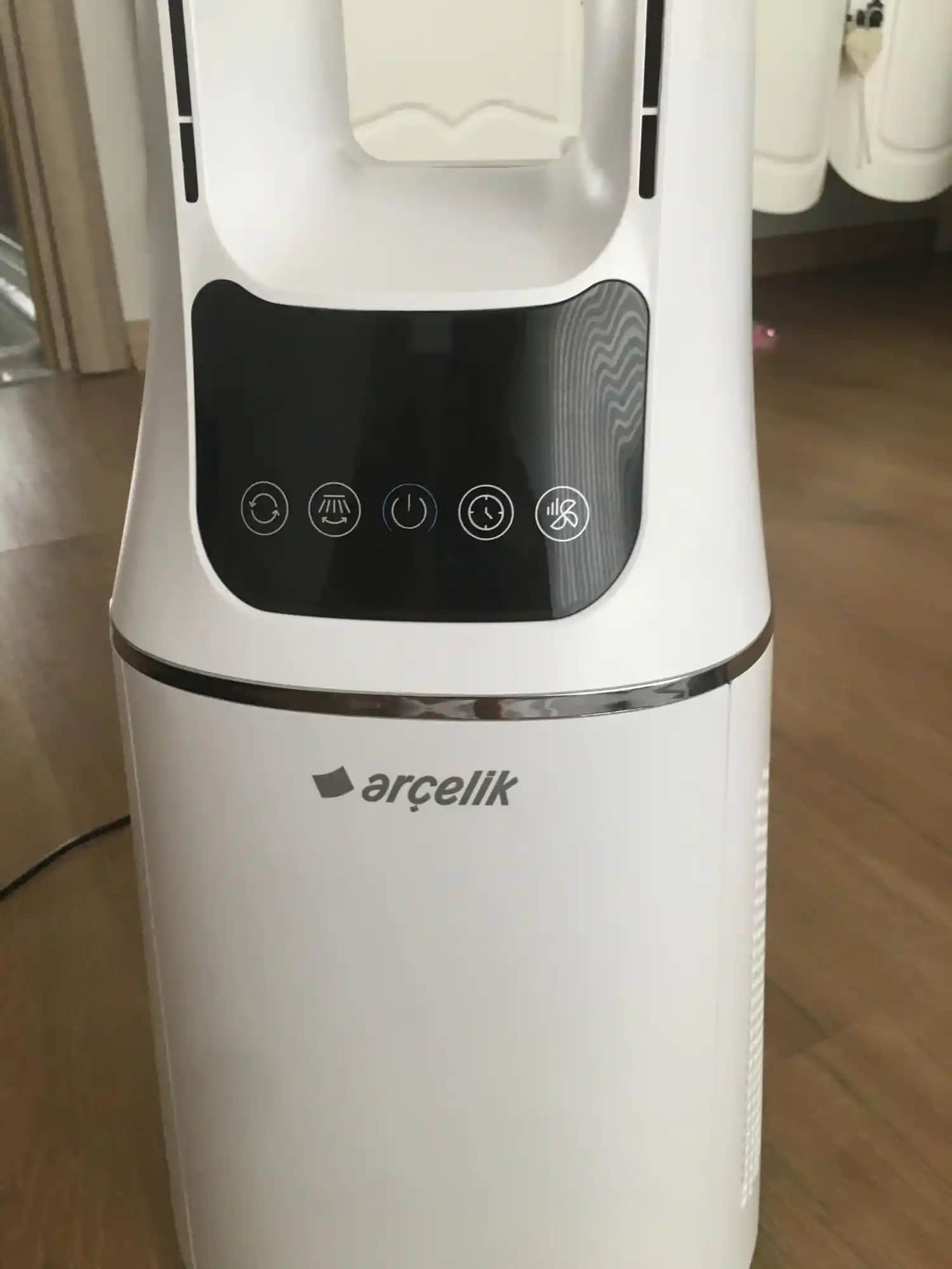 Arçelik Kule Tipi Vantilatörleri: Estetik ve Performansıyla Konfor Sağlayan Seçenekler