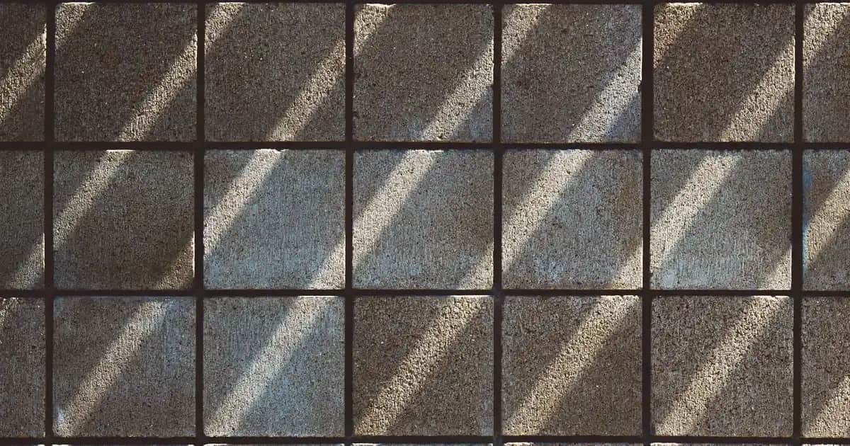 Dyson V15 Absolute Kablosuz Süpürge: Güçlü Performans ve Yenilikçi Temizlik Özellikleri