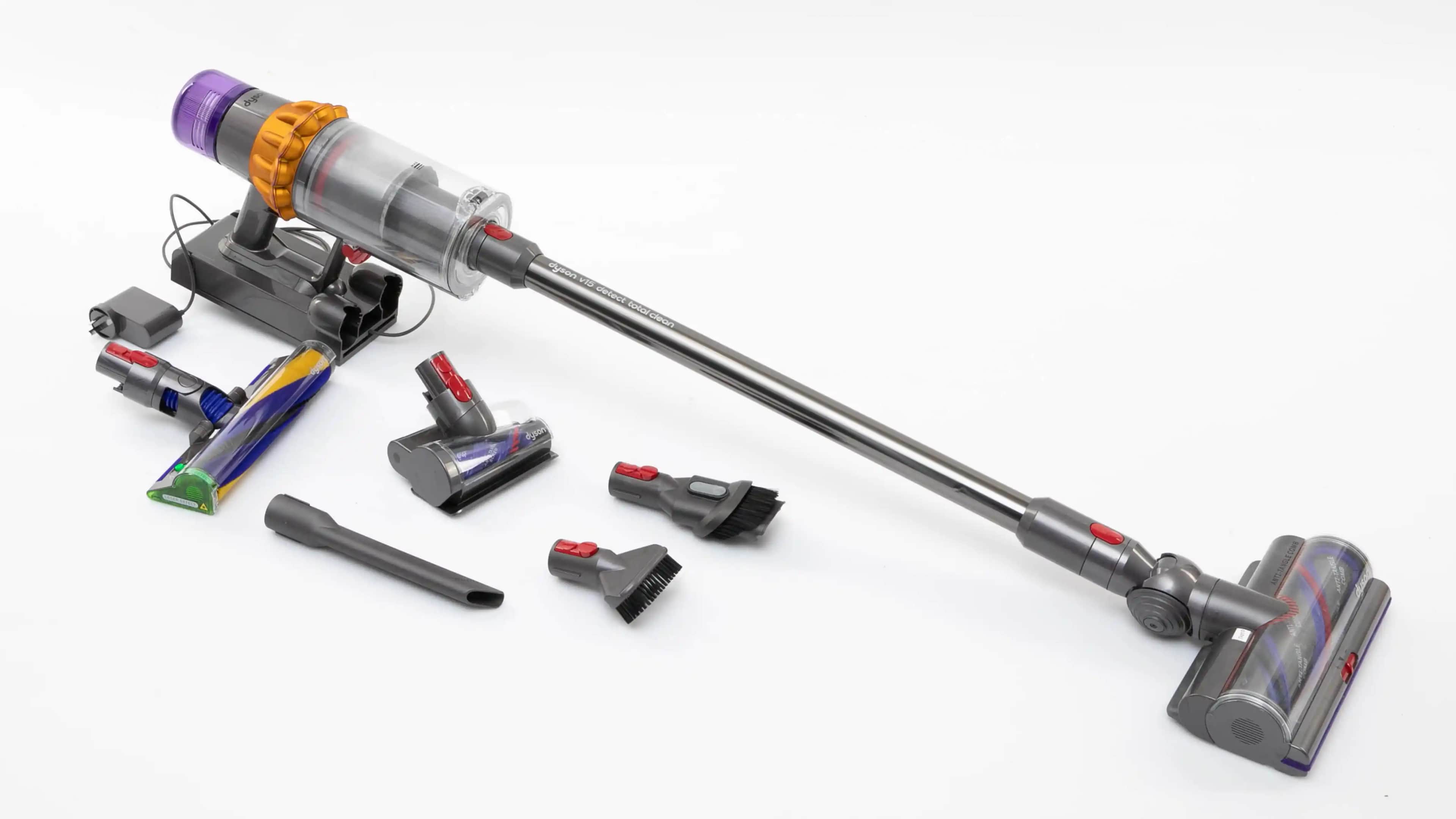 Dyson V15 Elektrikli Süpürge Ağırlığı ve Kullanım Kolaylığı Üzerine Detaylı İnceleme