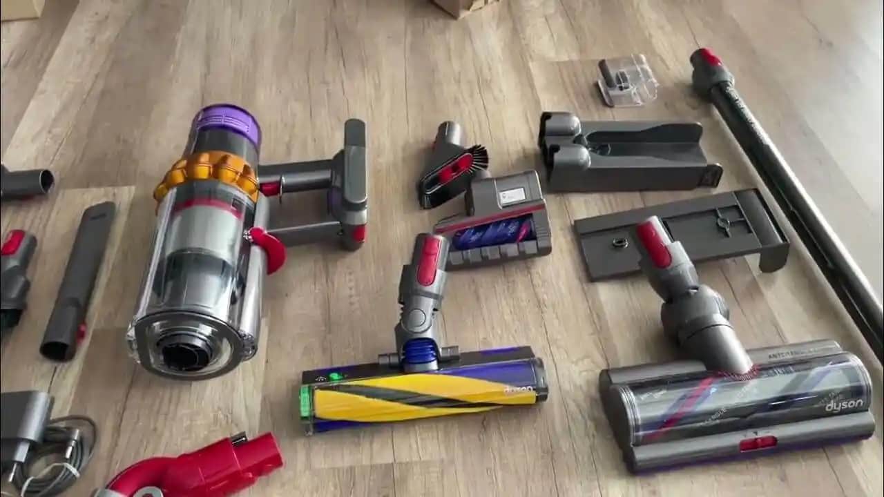 Dyson V15 Renk Seçenekleri ve Tasarım Özellikleri Hakkında Detaylı Bilgi