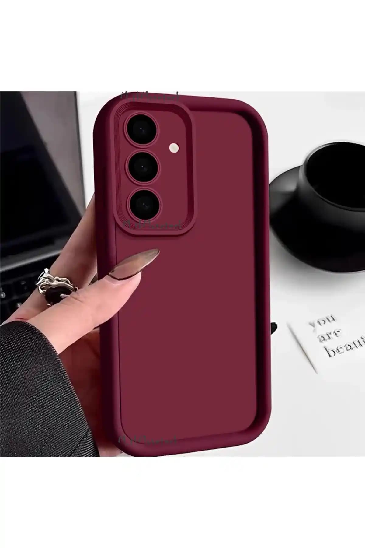 Elektronik ve Aksesuar Dünyasında Kılıf Seçimi ve Trendler 2024