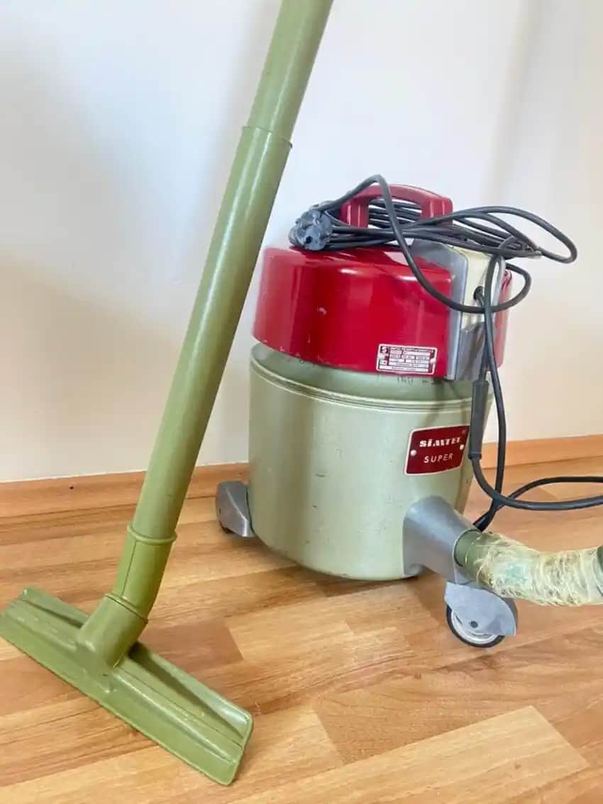Eski Model Elektrik Süpürgeleri Neden Yenilenmeli ve Modern Temizlik Teknolojileri