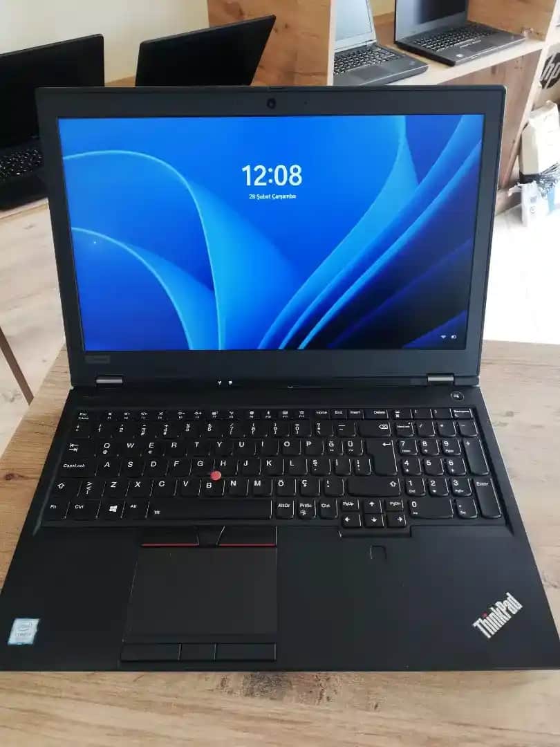 Intel i7 İşlemcili Dizüstü Bilgisayarlar: Güç ve Verimlilik Sunan En İyi Seçenekler