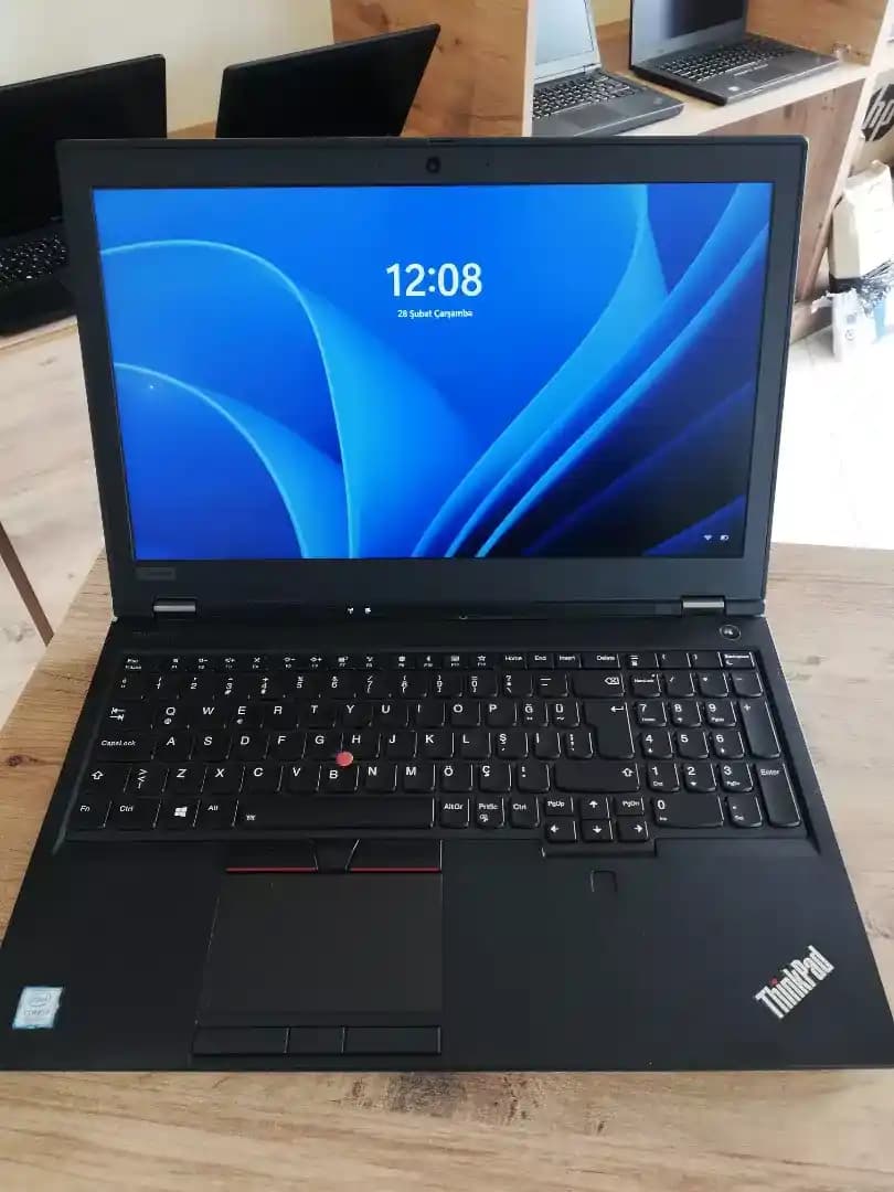 Intel i7 İşlemcili Dizüstü Bilgisayarlar: Güç ve Verimlilik Sunan En İyi Seçenekler