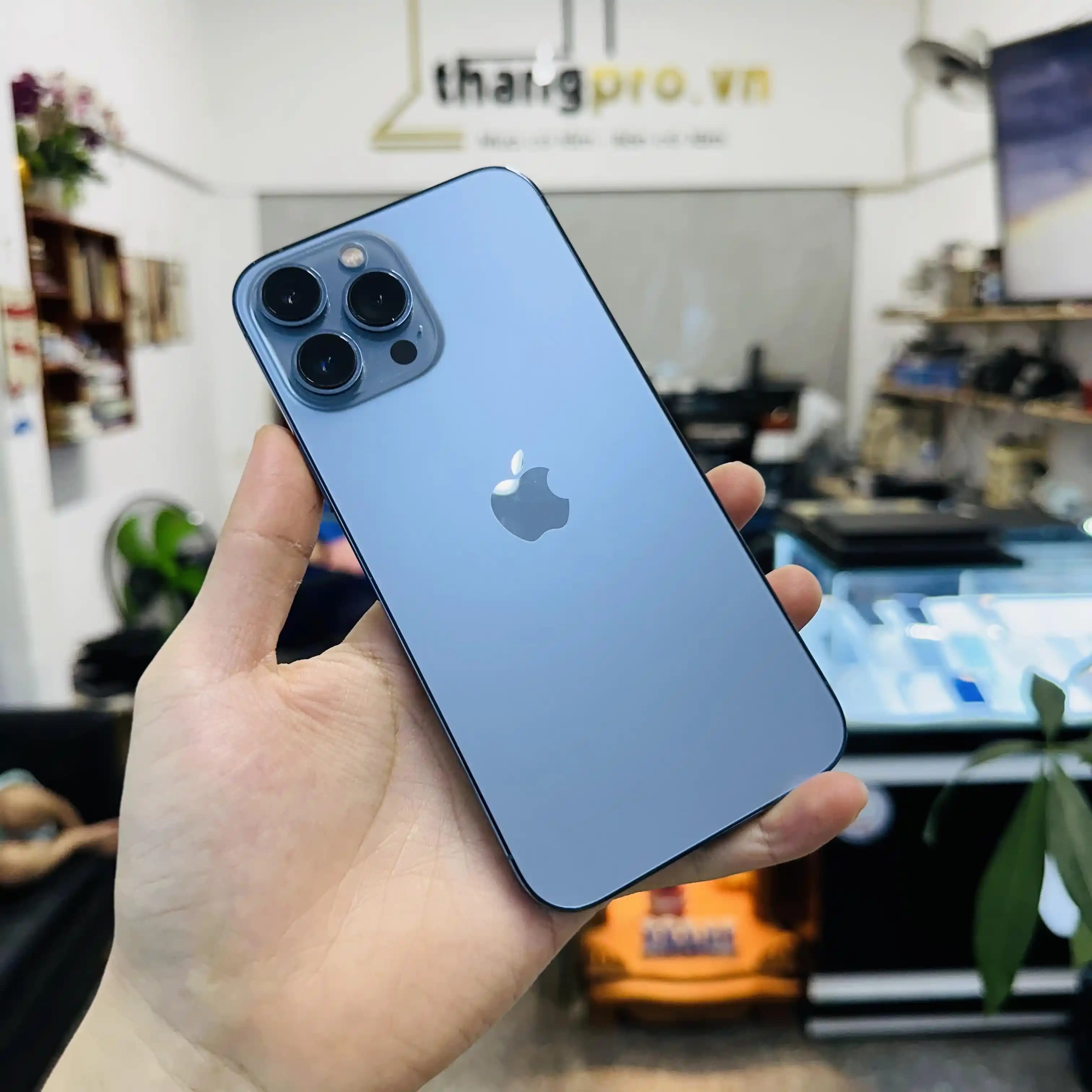 iPhone 13 Pro Max Özellikleri ve En Güncel Elektronik Aksesuar Seçenekleri