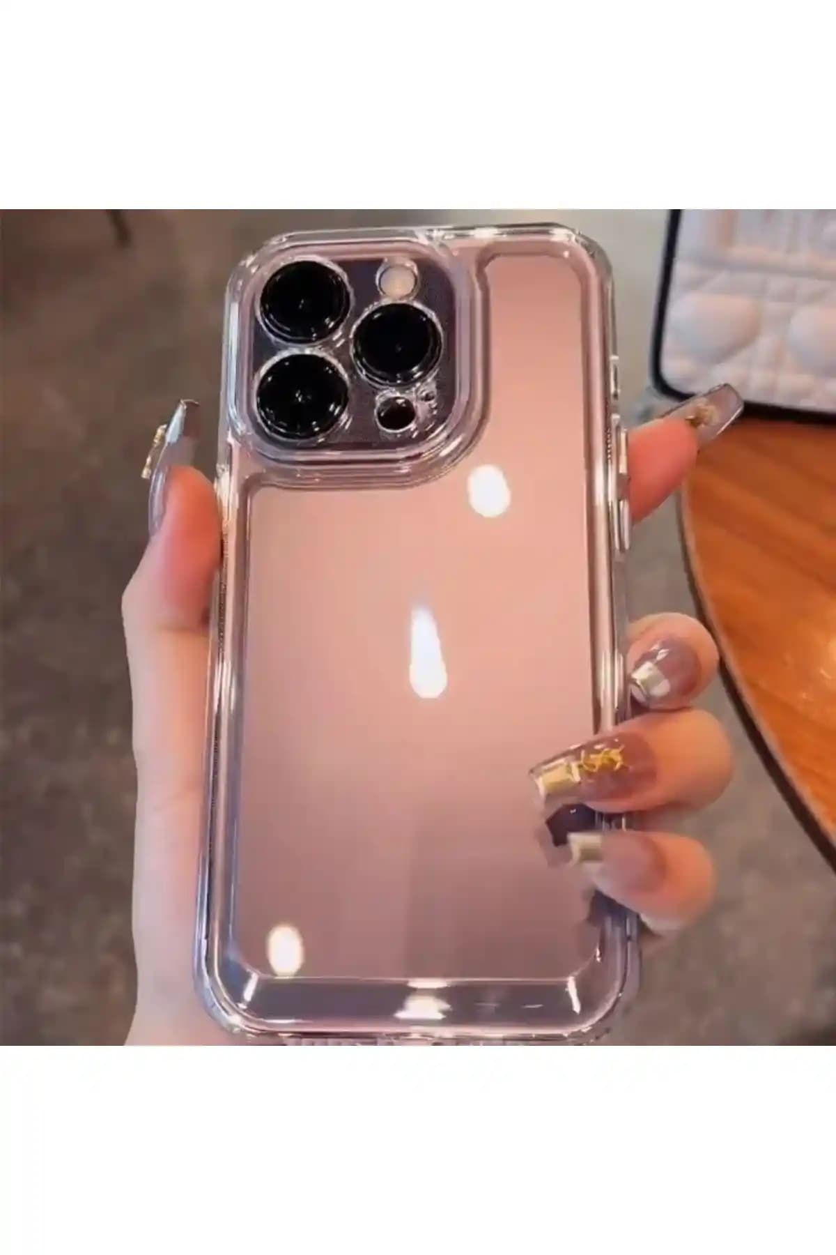 iPhone 15 Pro Max için En İyi Şeffaf Kılıf Seçim Rehberi ve Trendler