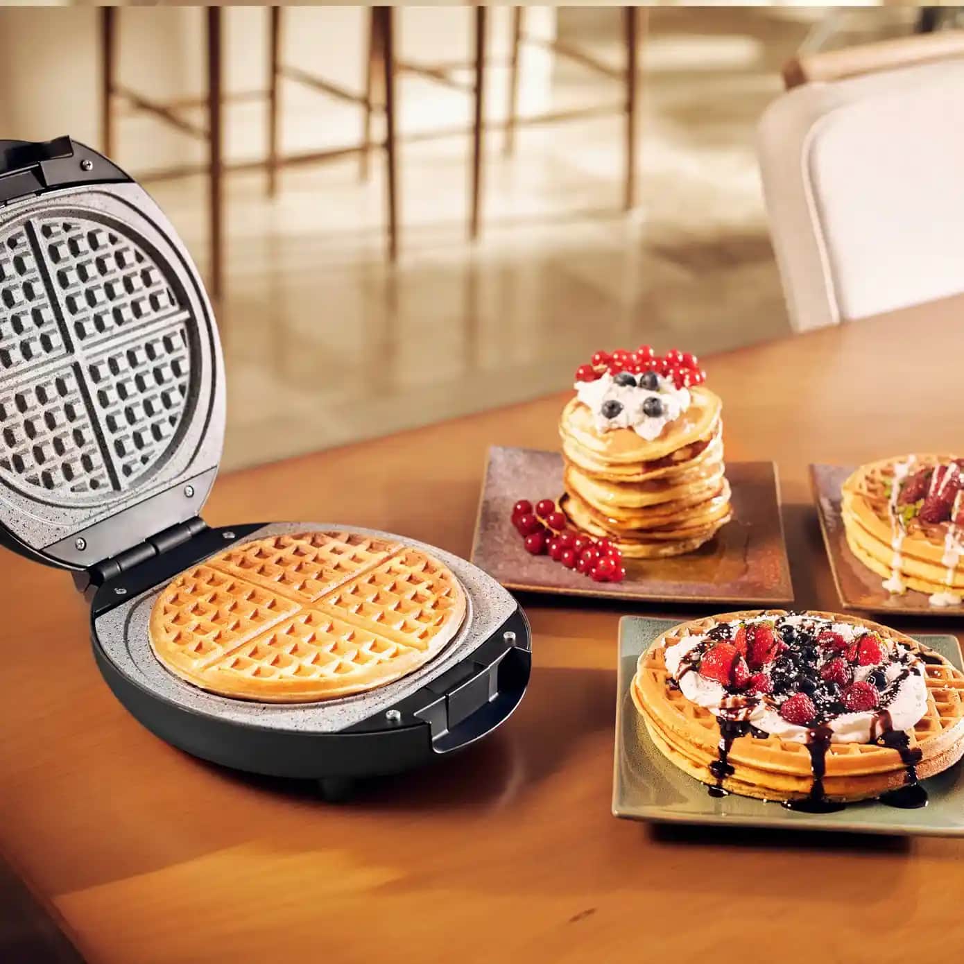 Karaca Waffle Makinesi: Pratik Kullanım ve Modern Tasarım ile Lezzetli Waffle Tarifleri