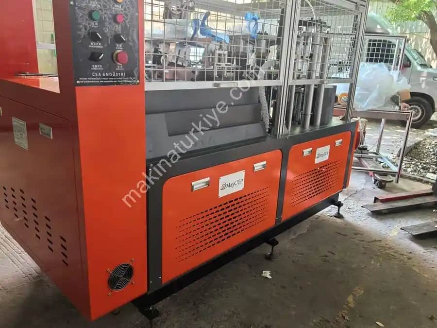 Karton Bardak Makinası Seçerken Dikkat Edilmesi Gerekenler ve Güncel Teknolojik Trendler