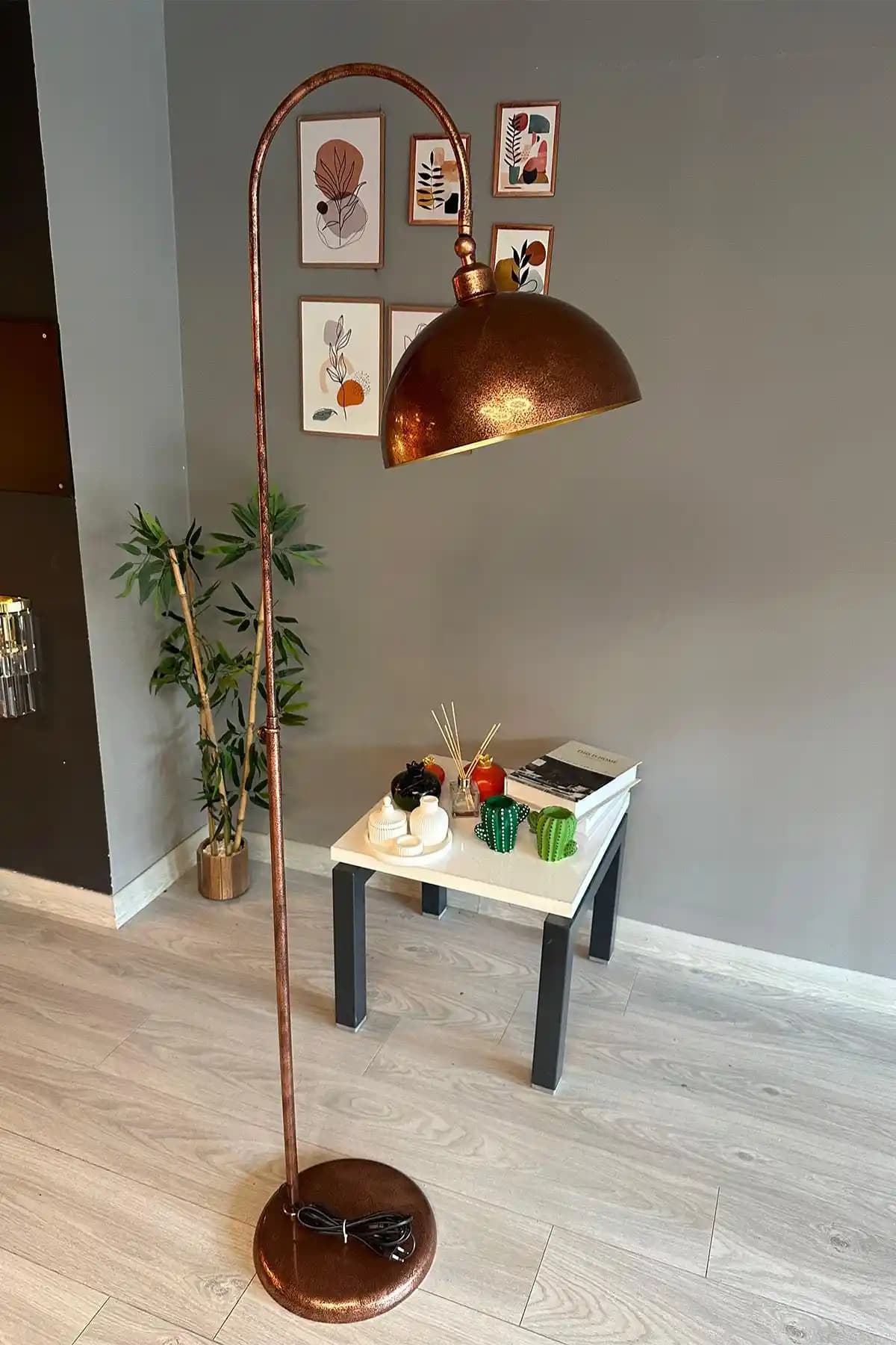 Lambader Başlıklarıyla Dekorasyon ve Aydınlatma Seçenekleri Analizi