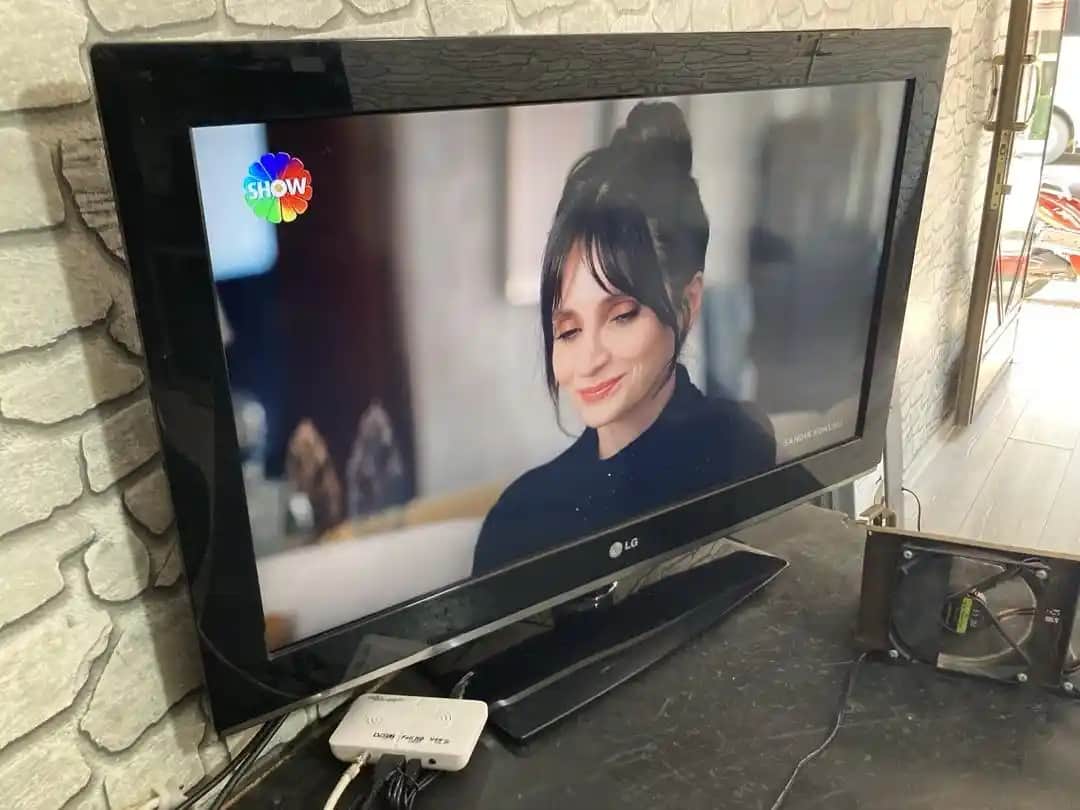 LG Ayaklı Televizyonlar: Modern Evler İçin Şık ve Fonksiyonel Çözümler