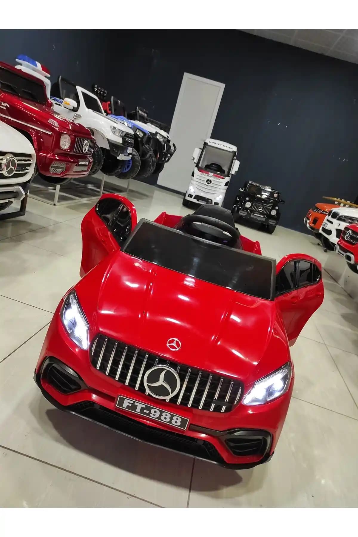 Mercedes Akülü Arabalar: Güvenli ve Eğlenceli Elektrikli Çocuk Arabaları Seçenekleri