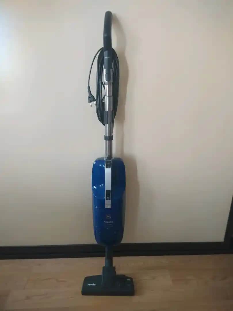 Miele Kablolu Süpürgeler: Güçlü Motor ve Dayanıklılık ile Temizlikte Üstün Performans