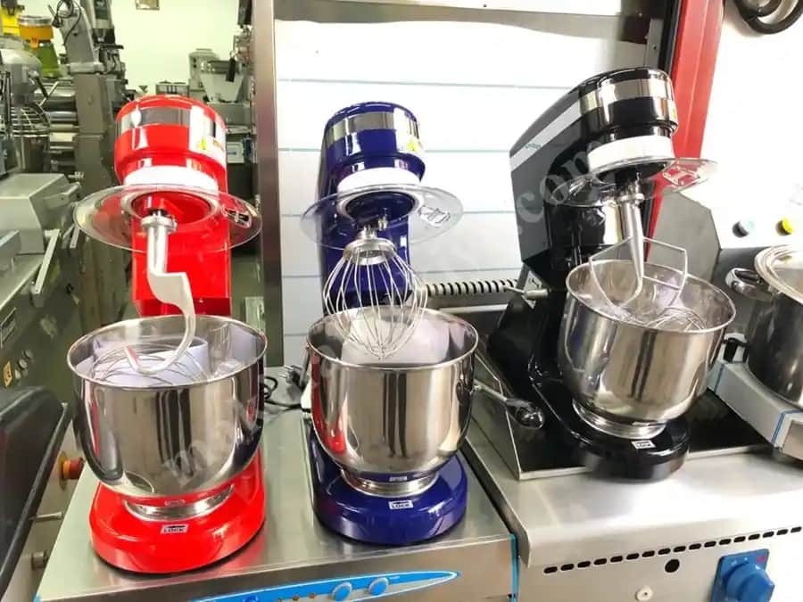 Modern Mutfakların Vazgeçilmez Aksesuarı Mutfak Mikseri Seçimi ve Kullanım İpuçları