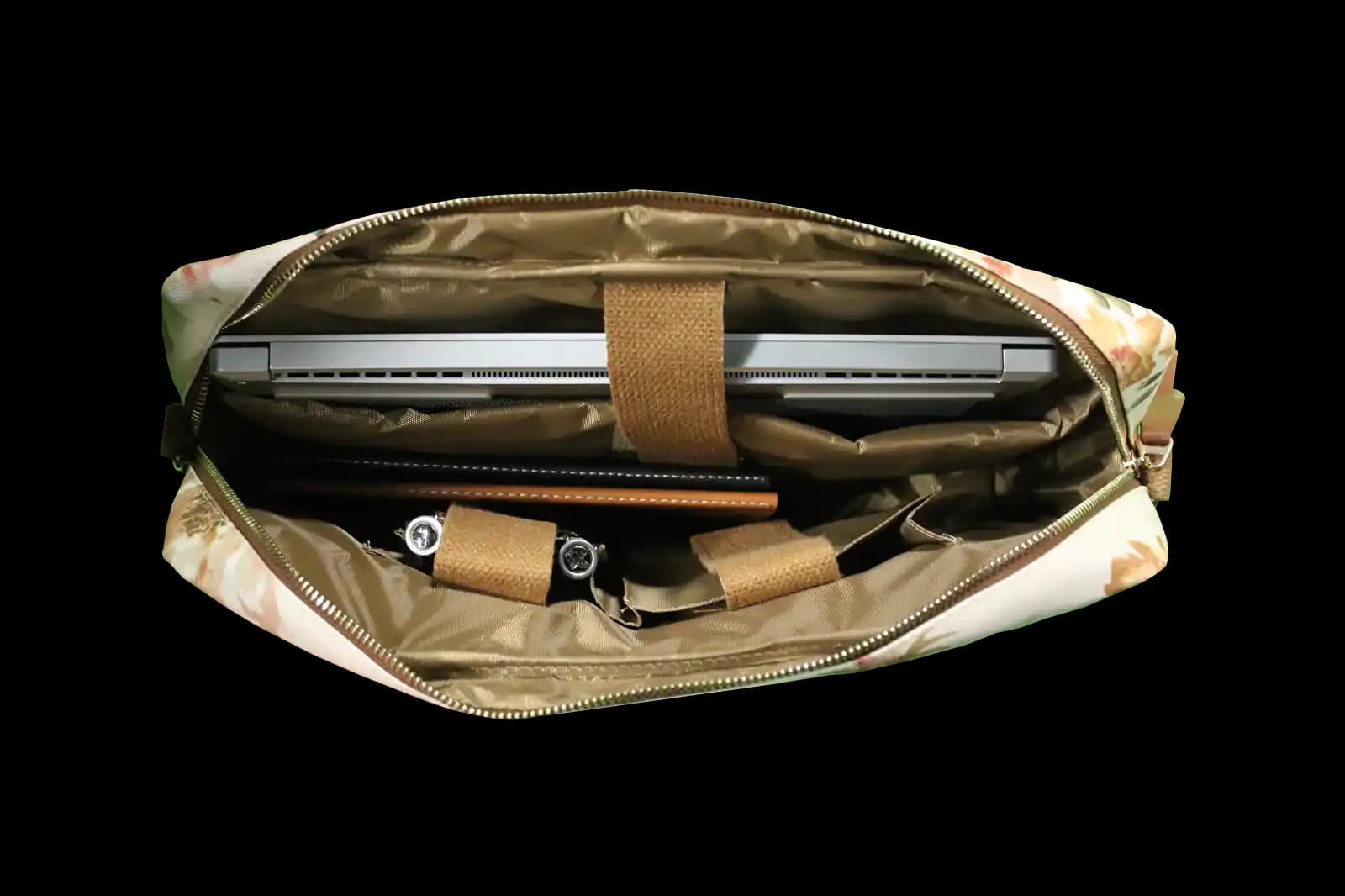 Monster Bilgisayar Çantası: Güçlü, Şık ve Dayanıklı Taşıma Çözümü