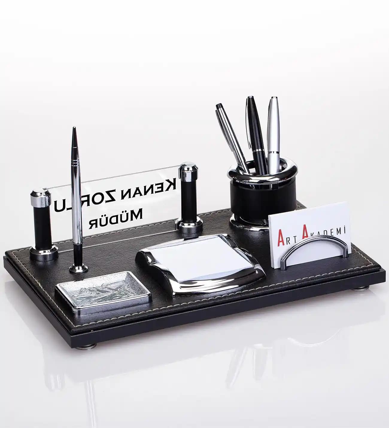 Ofis Masa Aksesuarları ile Çalışma Alanınızı Yenilemenin Yolları ve Seçim İpuçları