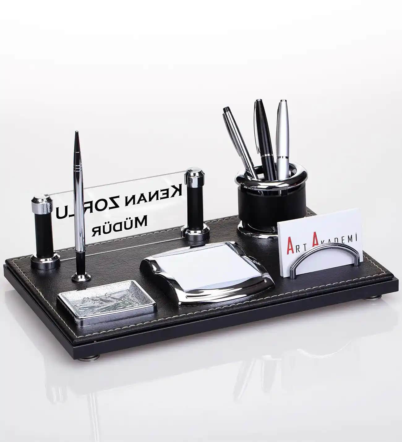 Ofis Masa Aksesuarlarıyla Çalışma Alanınızı Modern ve İşlevsel Hale Getirin