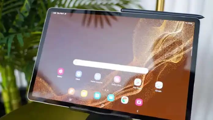 Samsung Galaxy Tab 9 Plus: Yüksek Performanslı ve Çok Yönlü Bir Android Tablet
