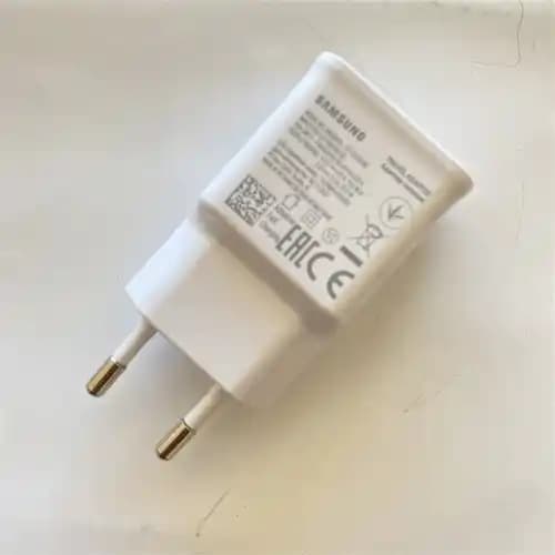 Samsung Orijinal Şarj Adaptörleri: Güvenli ve Hızlı Şarj İçin En İyi Seçenekler