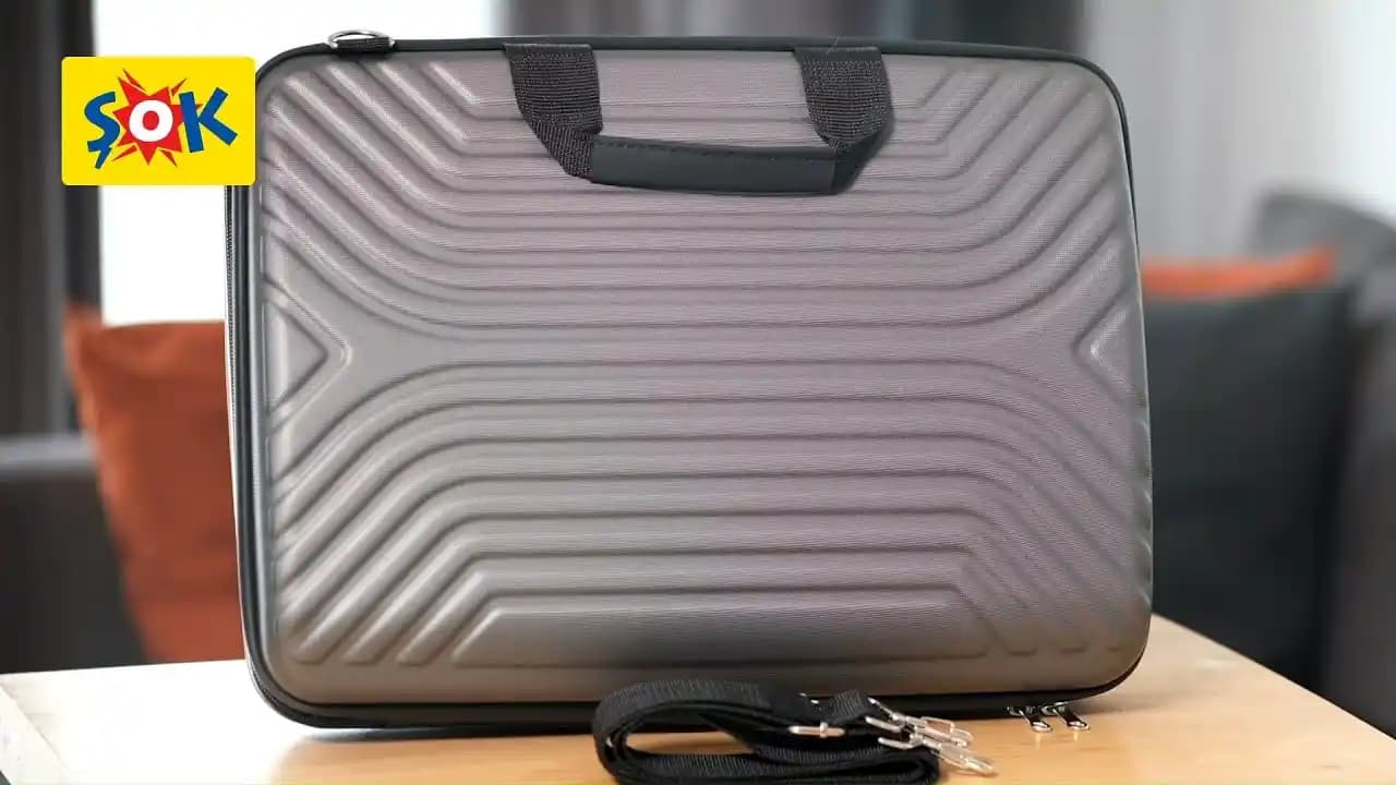 Şok Mağazalarında Uygun Fiyatlı ve Şık Laptop Çantası Seçenekleri 2024