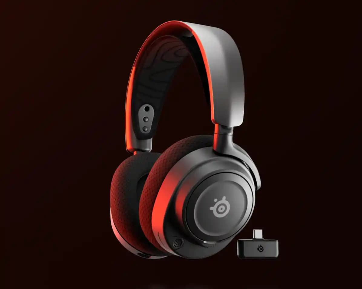 SteelSeries Arctis Nova 7: Oyun ve Günlük Kullanım İçin Orta Seviye Kulaklık Seçenekleri