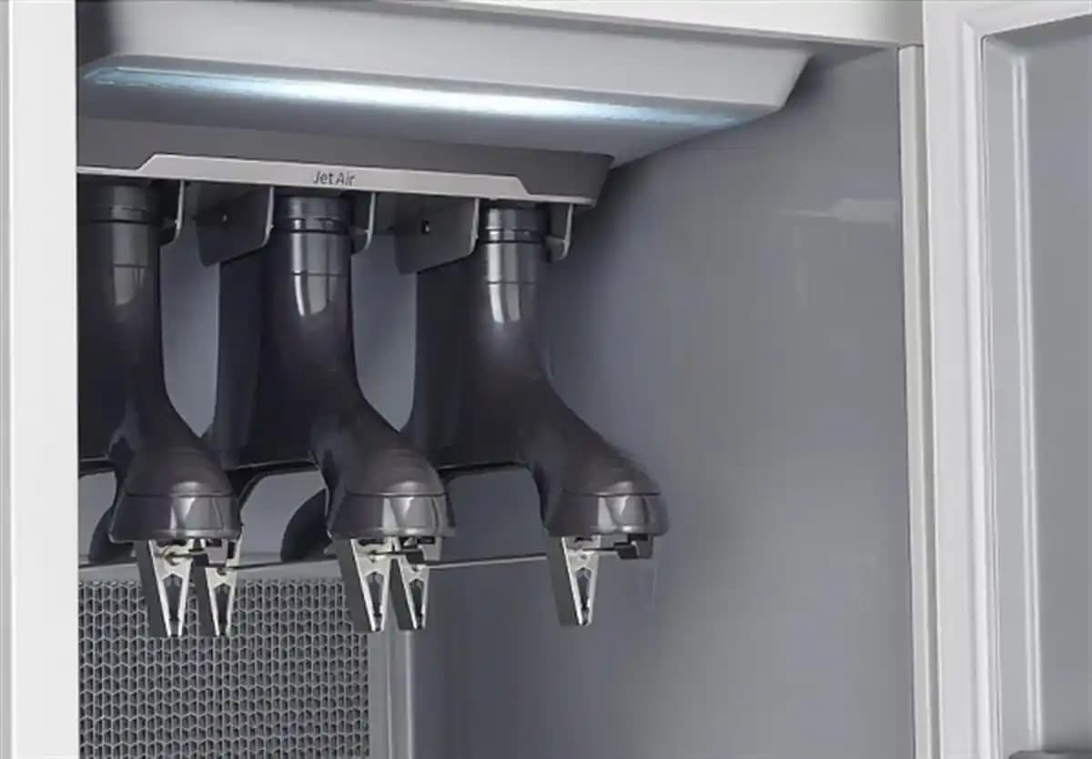 Ütüleme Dolabının Günümüzdeki Yeri ve Avantajları: Modern Tasarım ve Teknolojik Özellikler