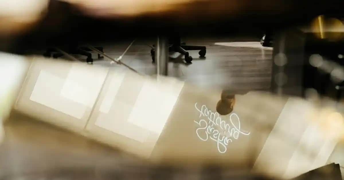 vivo Y33s Akıllı Telefonu: Güçlü Performans ve Şık Tasarımın Birleşimi