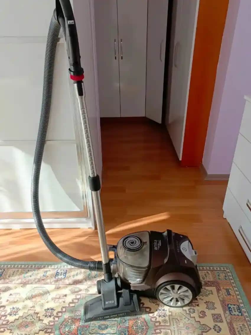 Yeni Elektrik Süpürgesi Alırken Dikkat Edilmesi Gerekenler ve En İyi Seçenekler Rehberi