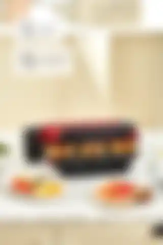 Karaca Crust Grill: Hem Tost Hem de Izgara İşleviyle Mutfakta Pratiklik